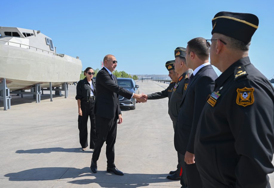 President Ilham Aliyev visits Naval Forces