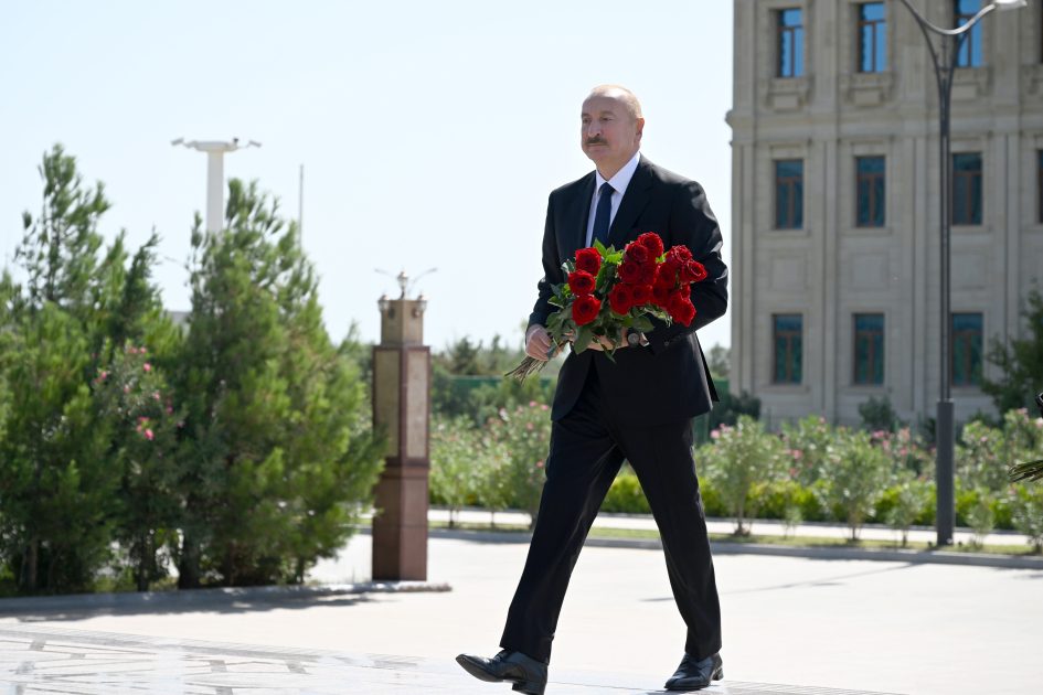 President Ilham Aliyev visits Naval Forces