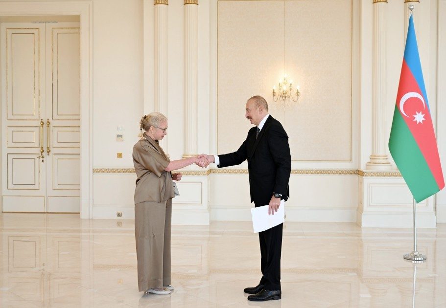 Prezident İlham Əliyev İsveçin yeni səfirini qəbul edib