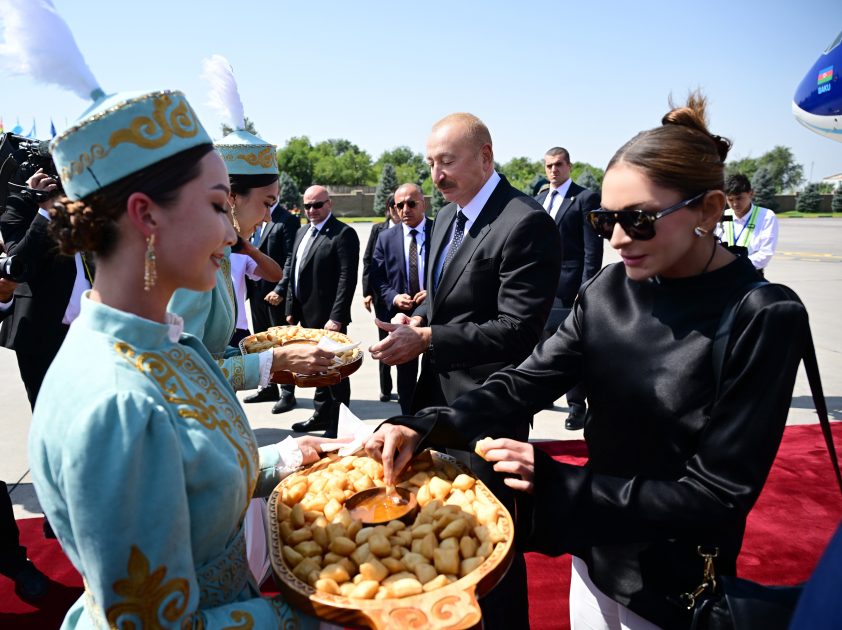 President Ilham Aliyev visits Kyrgyzstan - UPDATED