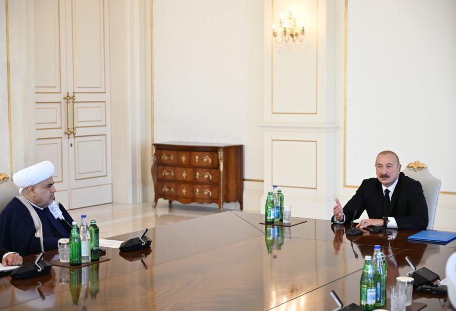 İlham Əliyev: Türk dünyasını, Qafqaz bölgəsini sülh şəraitində saxlamaq üçün böyük səylər göstərməliyik