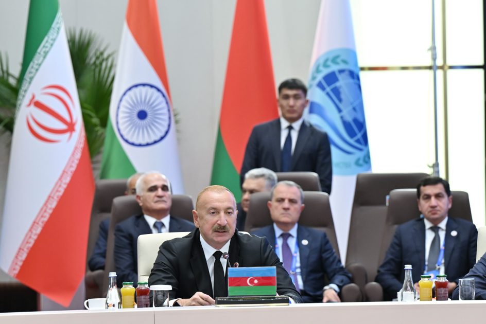 Prezident: Müttəfiqlik münasibətləri haqqında Müqavilə Azərbaycan-Qırğızıstan münasibətlərini ən yüksək səviyyəyə qaldırdı
