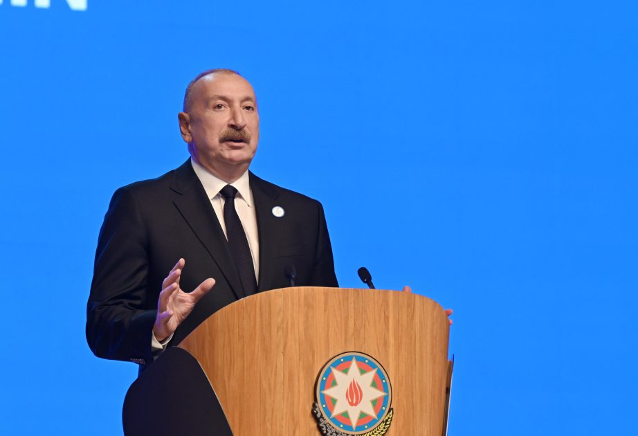 Prezident: Xarici siyasətimizi elə qurmalıyıq ki, heç kim bizim işimizə müdaxilə etməsin