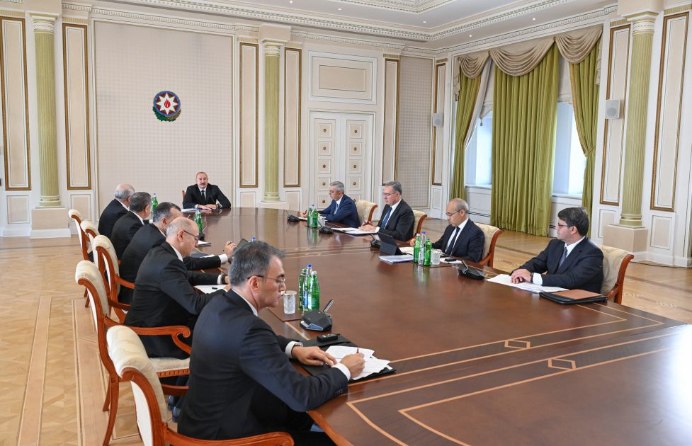 Prezidentin sədrliyi ilə dağ-mədən və metallurgiya sənayesinin inkişafına dair müşavirə keçirilib