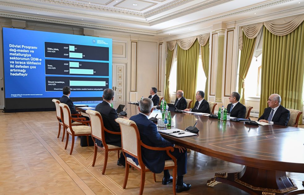Prezidentin sədrliyi ilə dağ-mədən və metallurgiya sənayesinin inkişafına dair müşavirə keçirilib