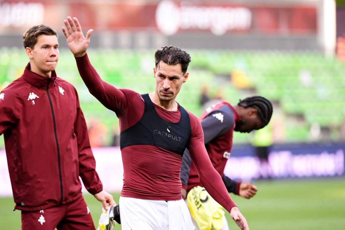 PSJ-nin sabiq futbolçusu karyerasını bitirdi