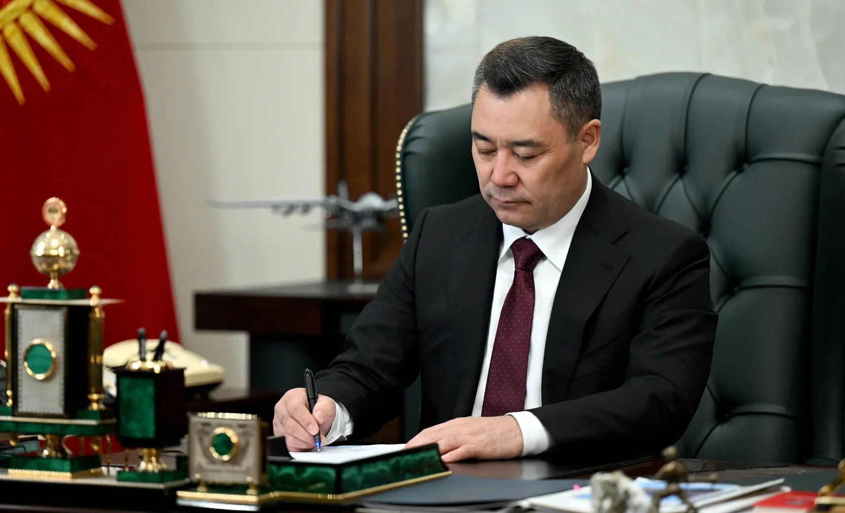 Qırğızıstan Ala-Arçadakı dağ zirvəsinə "ŞƏT Zirvəsi" adını verib