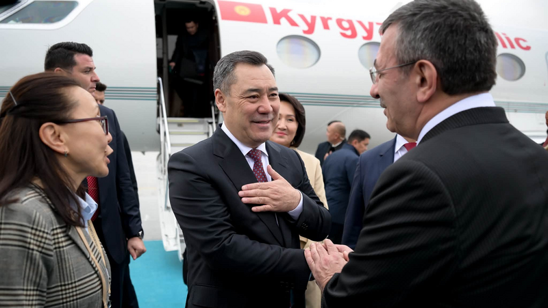 Qırğızıstan Prezidenti Türkiyədə səfərdədir
