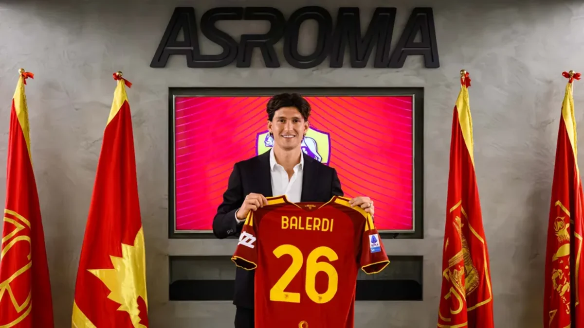 "Roma" yeni müdafiəçi ilə gücləndi