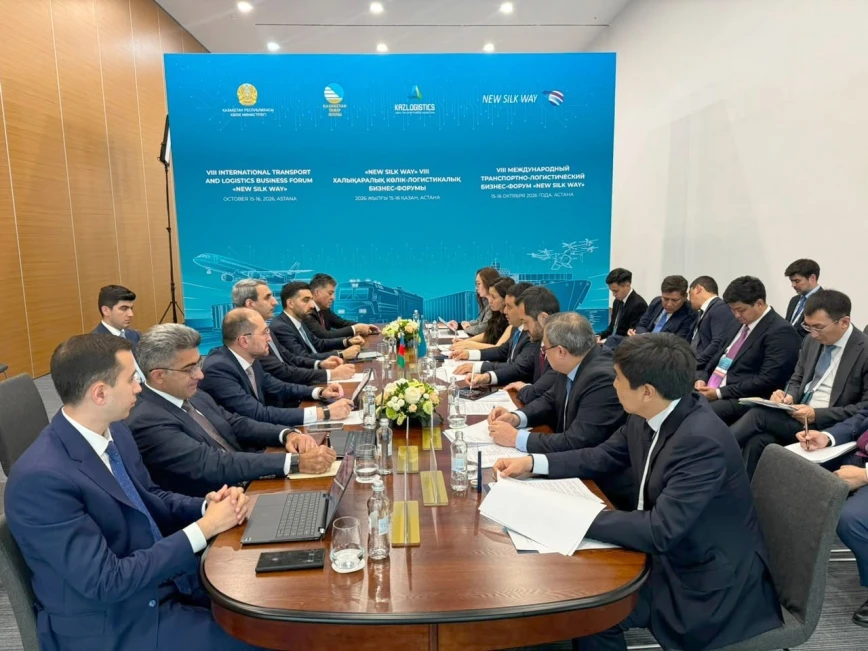 Rövşən Rüstəmov Qazaxıstanda “New Silk Way” biznes-forumunda iştirak edib