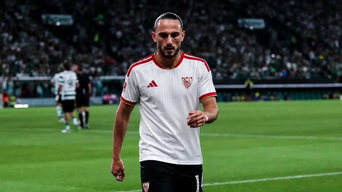 "Sevilya" Gürcüstan millisinin üzvünü transfer etdi
