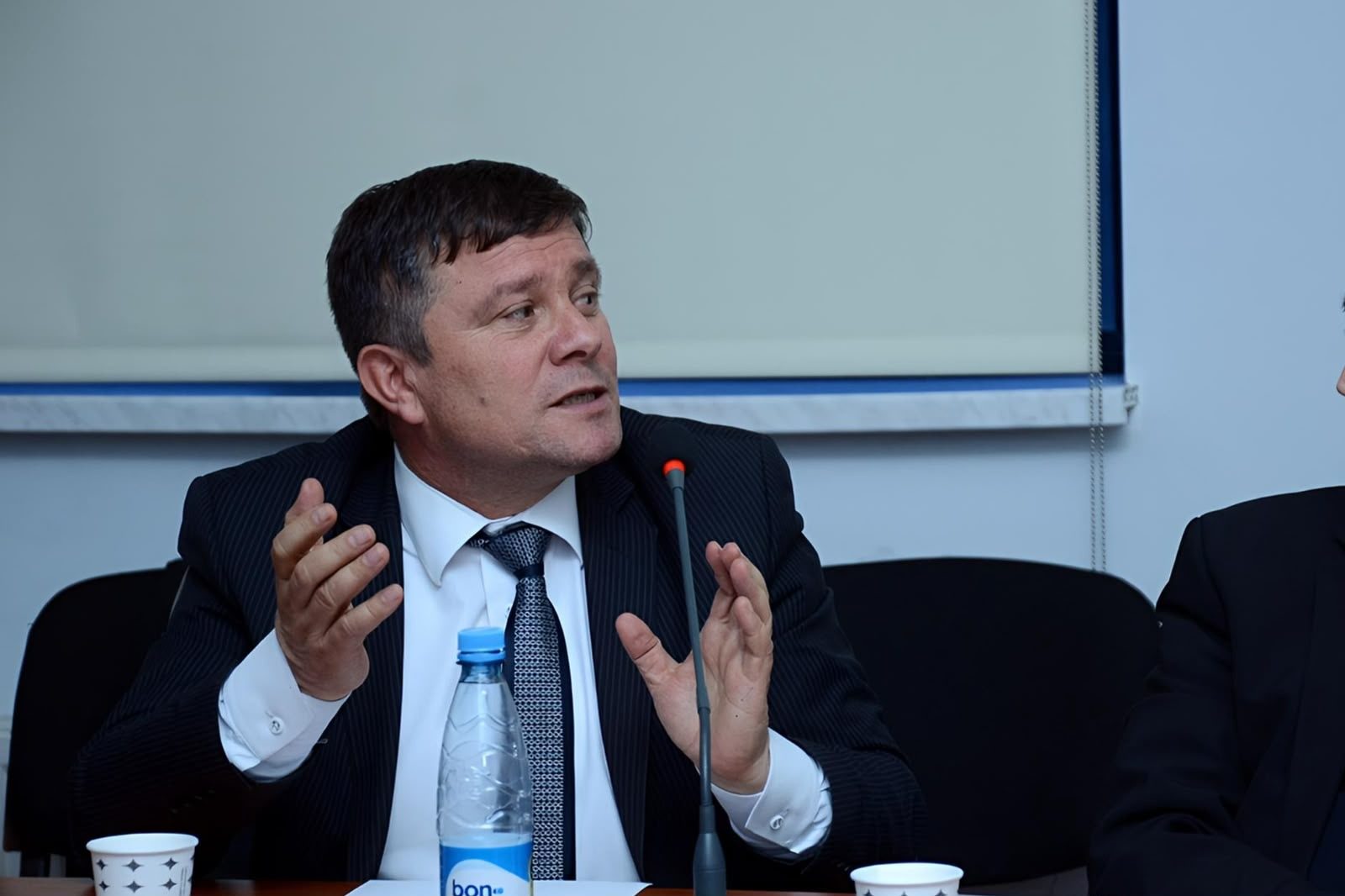 Şölət Zeynalov: Məktəblərdə vahid forma sosial bərabərliyə xidmət edir