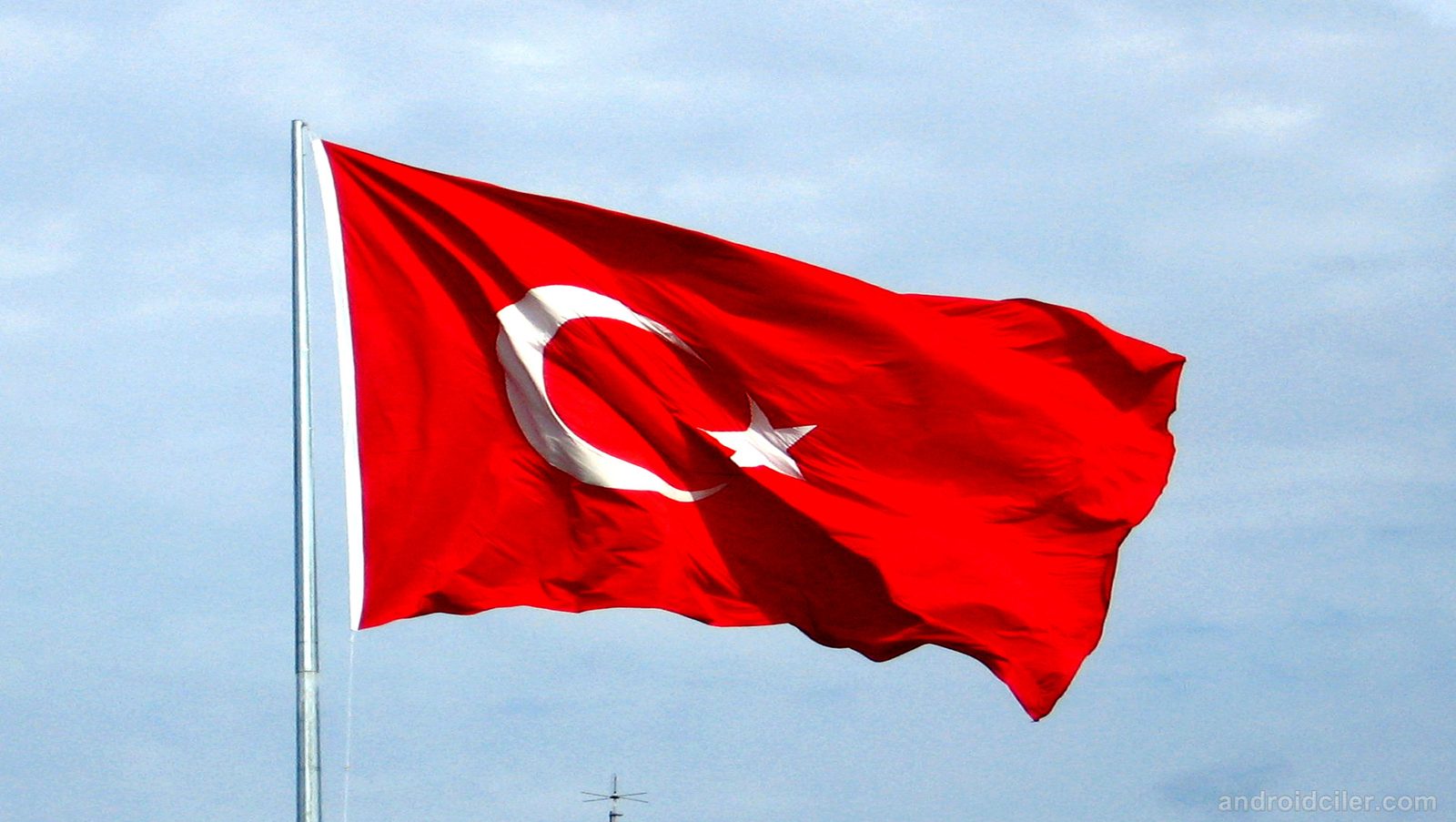 Türkiyə iqtisadiyyatı ilin ikinci rübündə 2,3 faiz böyüyüb