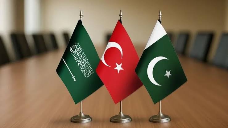 Türkiyə və Pakistan hərbçiləri Səudiyyə Ərəbistanına yerləşdiriləcək