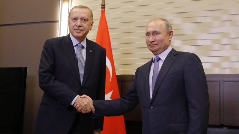 Turkish and Russian presidents hold phone call