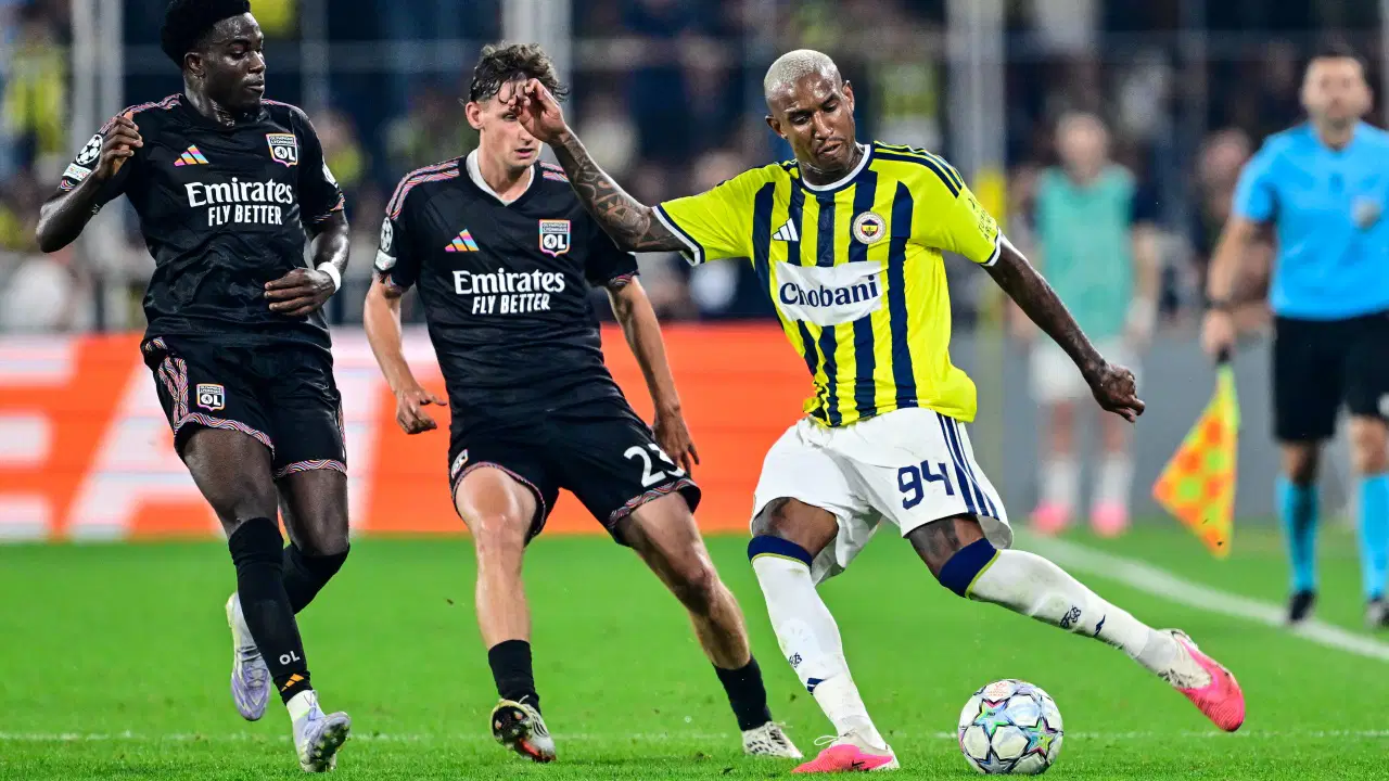 UEFA Çempionlar Liqası: "Fənərbaxça" evdə heç-heçə etdi