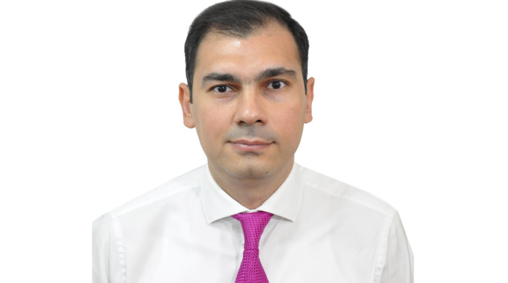 Vəkil Altay Mustafayev ABŞ-də hüquq doktoru almış ilk azərbaycanlı olub