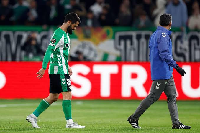 "Betis"in yarımmüdafiəçisi İsko əməliyyat olunub