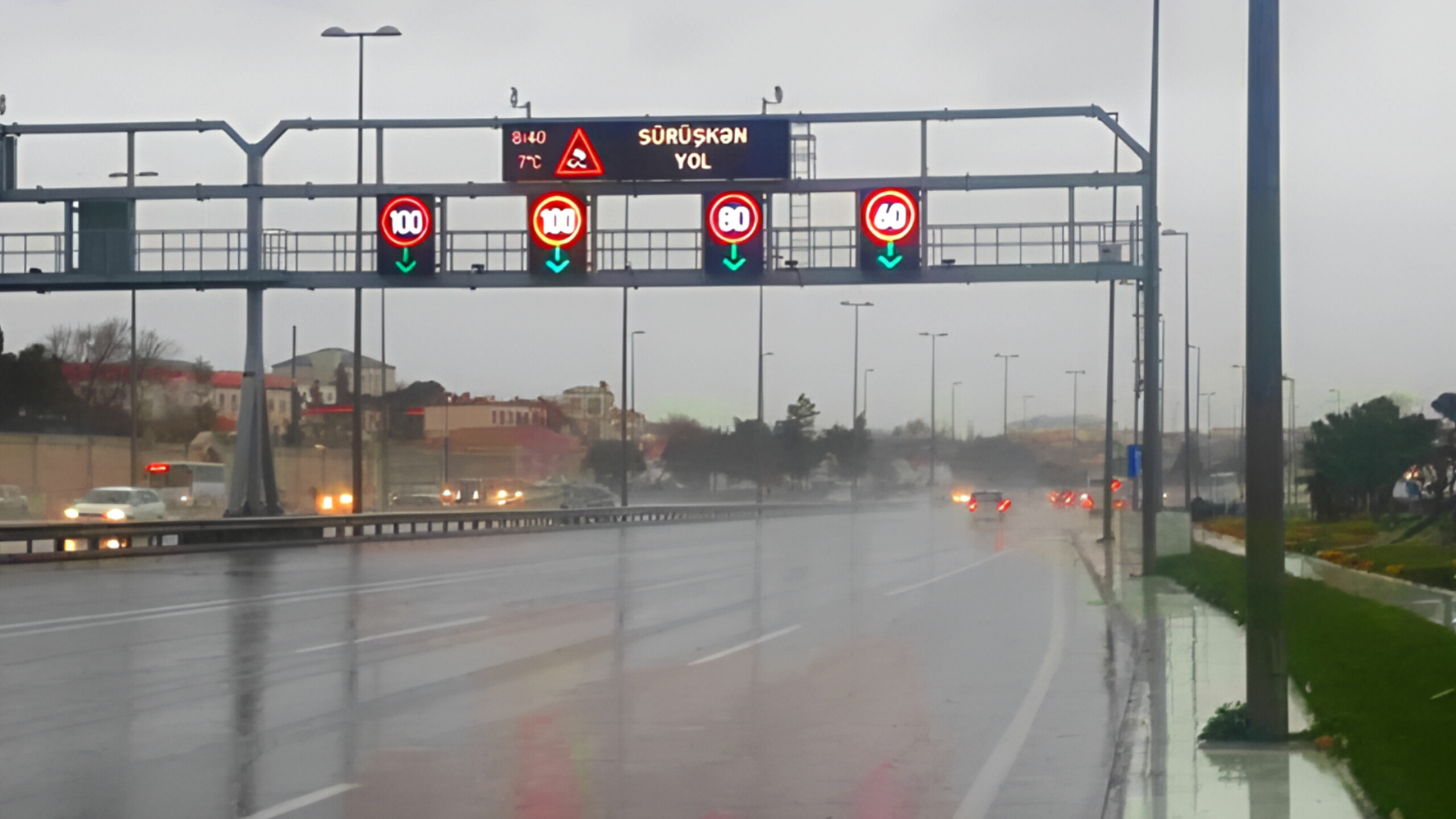 Zığ dairəsi-Hava Limanı yolunda bəzi zolaqlar üzrə sürət həddi 20 km/saat endirilib