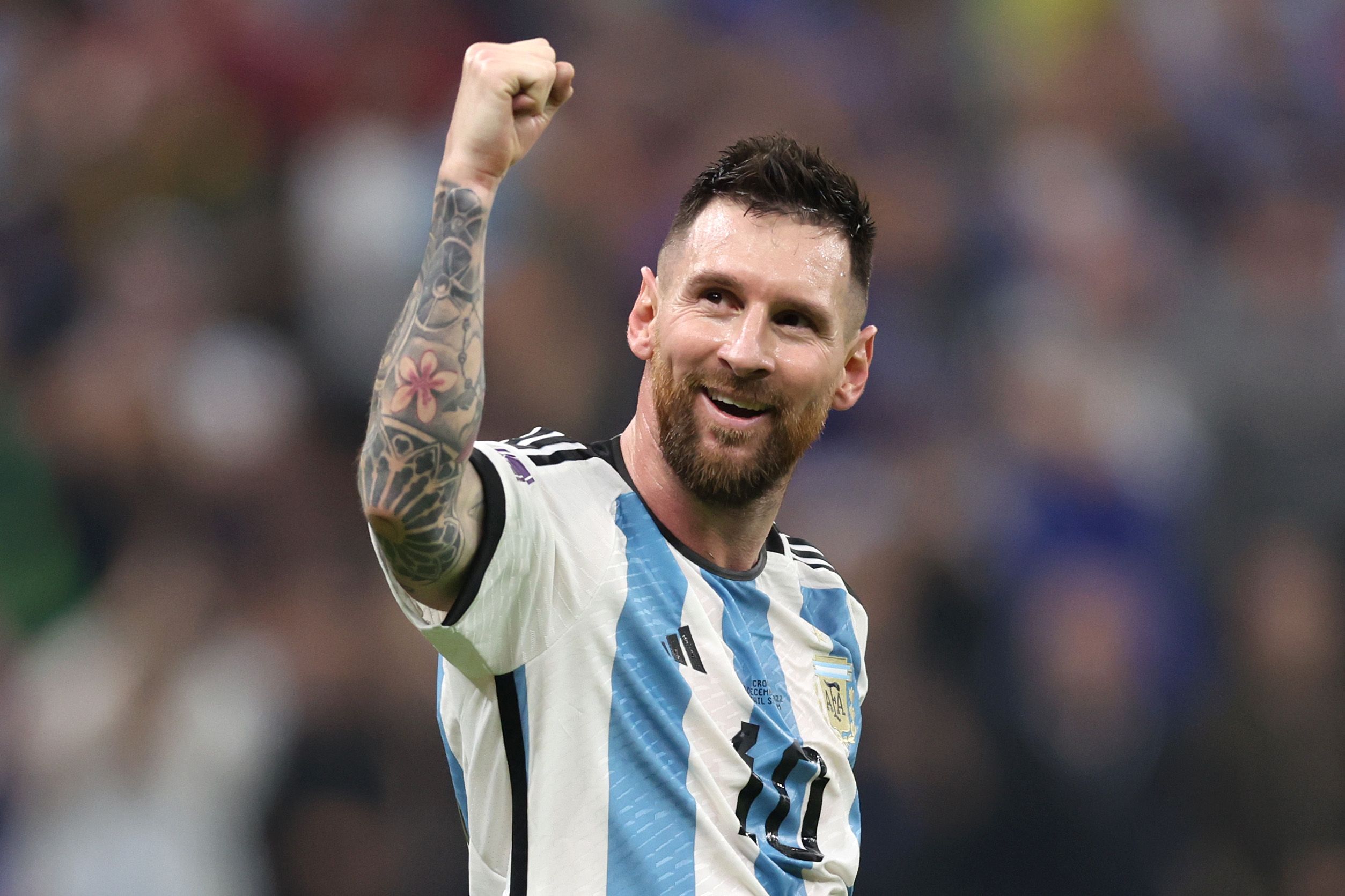 Messi Ronaldonu rekordunu təkrarladı