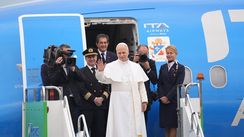 Roma Papasının Türkiyəyə səfəri başa çatıb