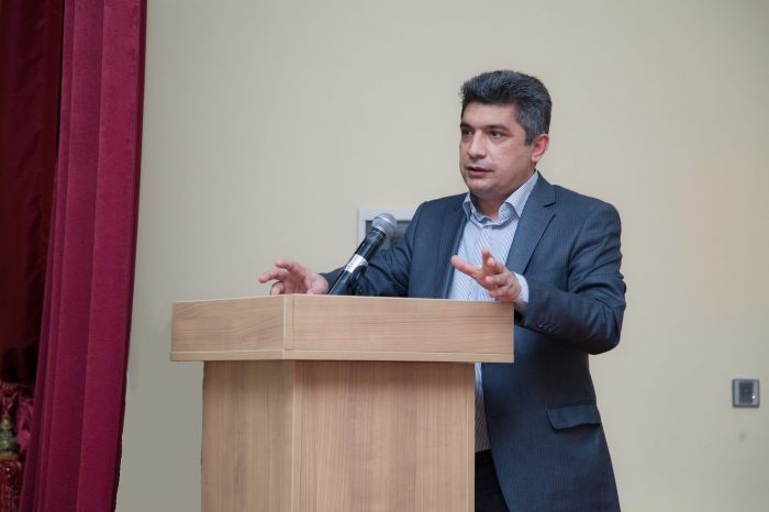 Şair Arif Buzovnalı vəfat edib