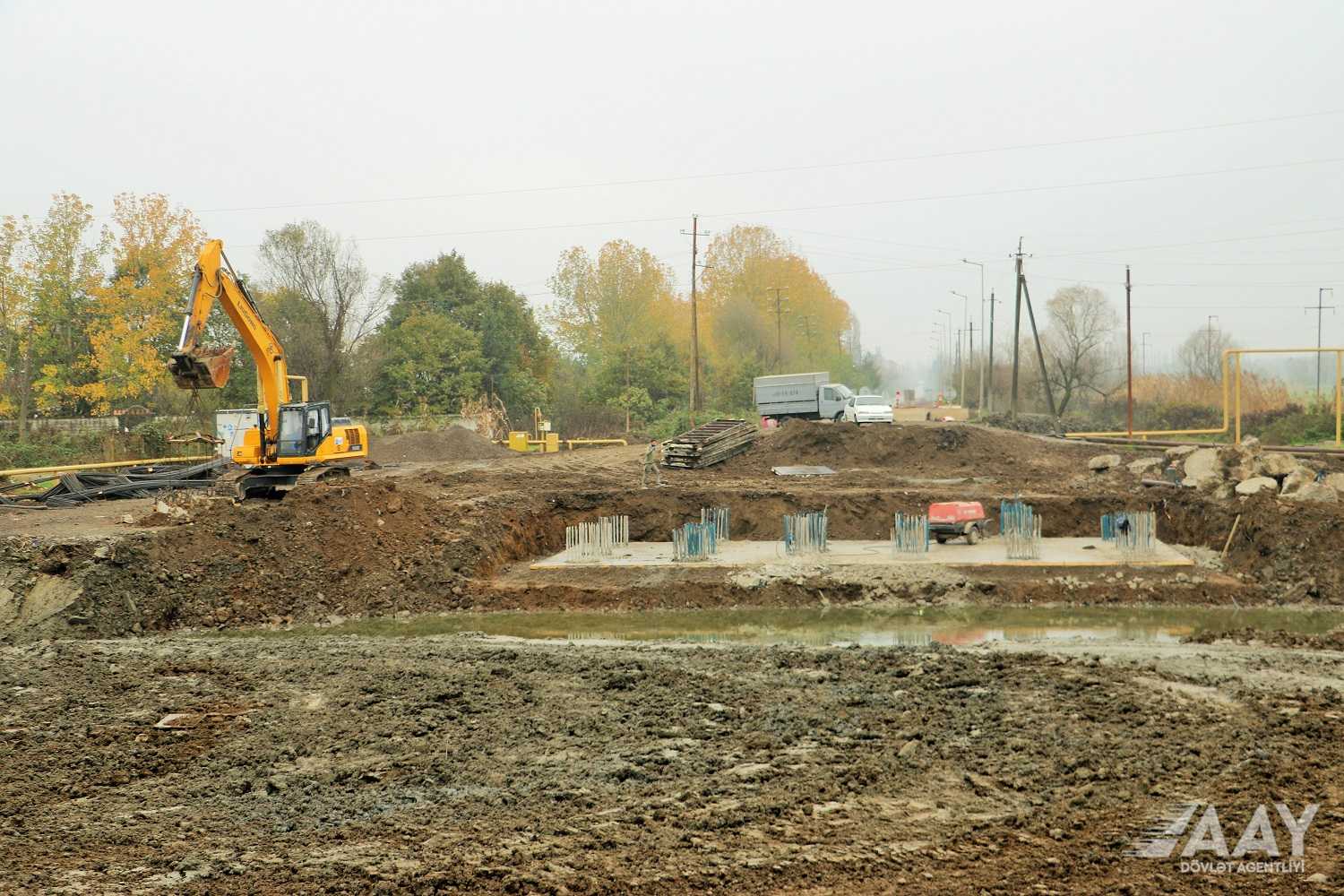 Lənkəranda istismar müddətini başa vurmuş iki körpü yenidən inşa edilir