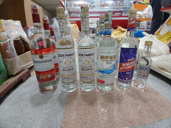 Masallıda daha iki marketdə saxta alkoqollu içkilər aşkarlanıb