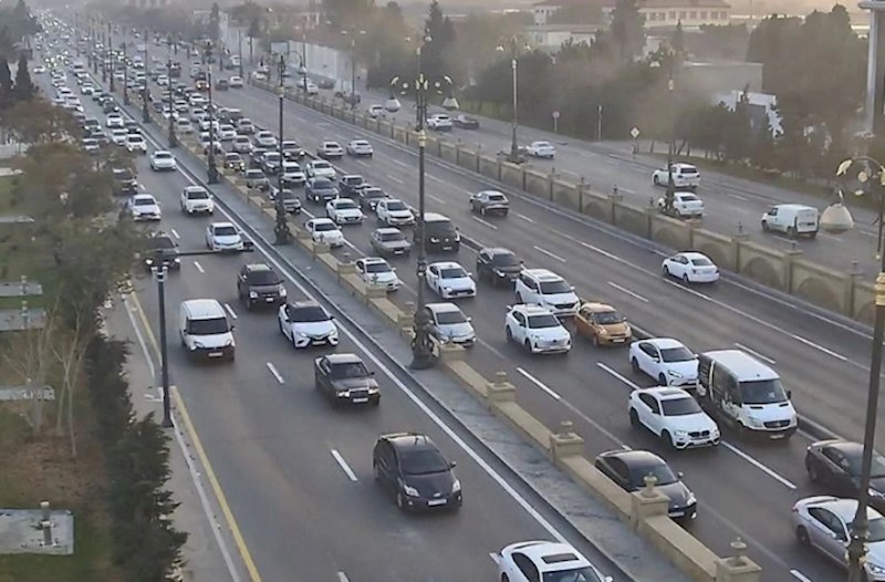 Hazırda Bakıda sıxlıq müşahidə olunan yollar açıqlanıb